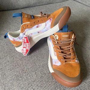 Vans ultra range never been worn US men 6.  Us Women 7.5